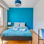 Apartment Le 8e Art - 8 Personnes, 4 Chambres, Ideal Groupes, Parking, Wifi *