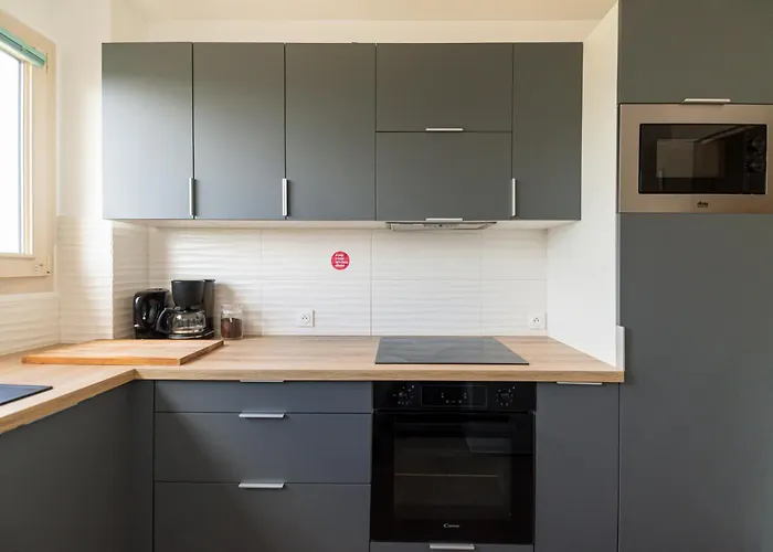 Le 8ème Art - 4 Chambres, Grand Espace, Balcon&parking Gratuit Inclus