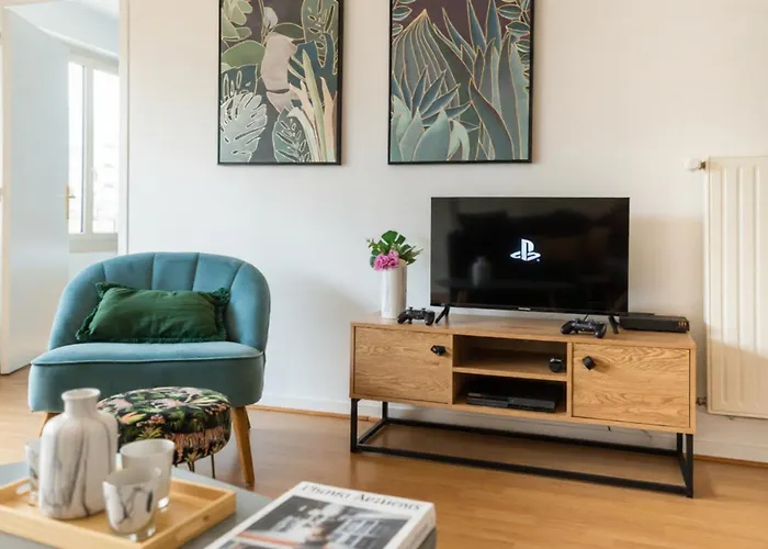 Le 8ème Art - 4 Chambres, Grand Espace, Balcon&parking Gratuit Inclus *